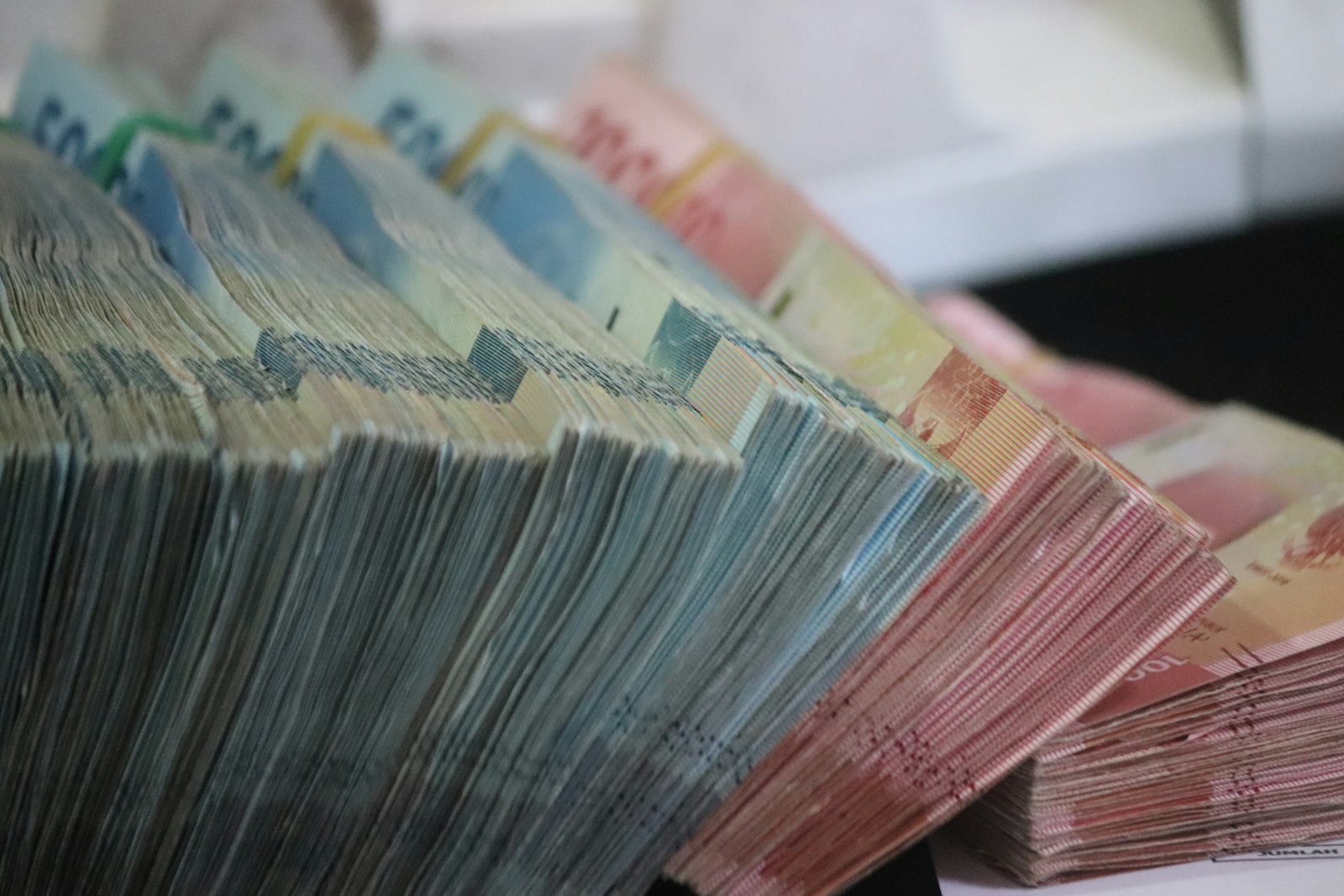 When Policies Hit You. How CBN's Decisions Shape Daily Life in Nigeria